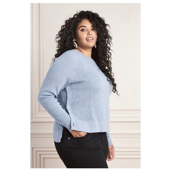 Side button detail sweater - Picture 2 of 9